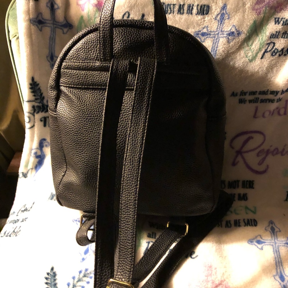 EUC Black with Beige Flowers “Reaction” Backpack - Picture 3 of 4